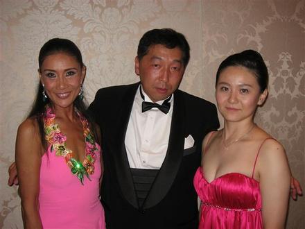 理事長と天童よしみ？
