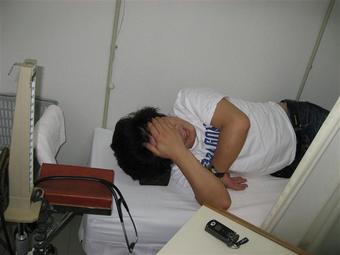 倒れる寸前す