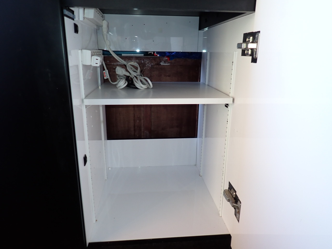 劣化防止アクリル内張り