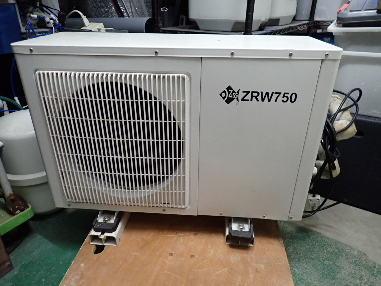 クーラーZRW750